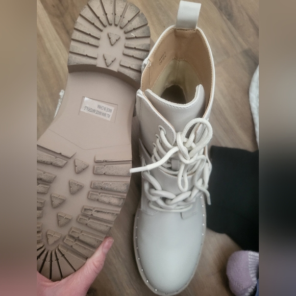Dolce vita white cream women's boots size 9 - Picture 2 of 5
